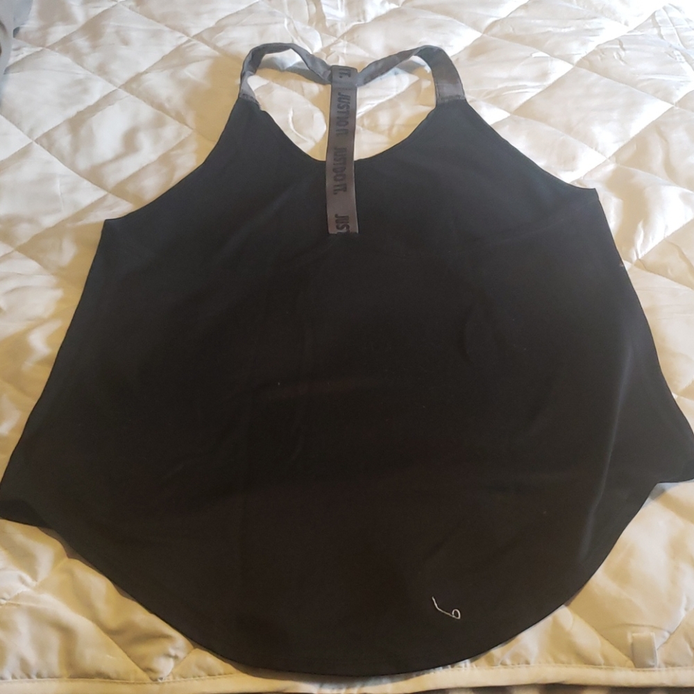 Nike workout top
